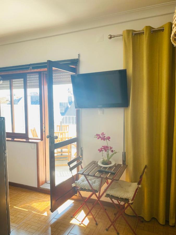 Apartamento Com Patio Na Rua Principal Da Cidade Порту Екстер'єр фото